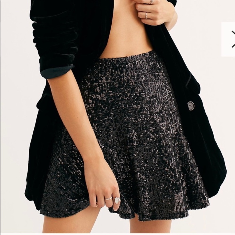FREE PEOPLE TRUMPET SEQUIN SKIRT *NEVER WORN*